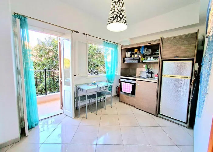 Faros Lighthouse Apartment